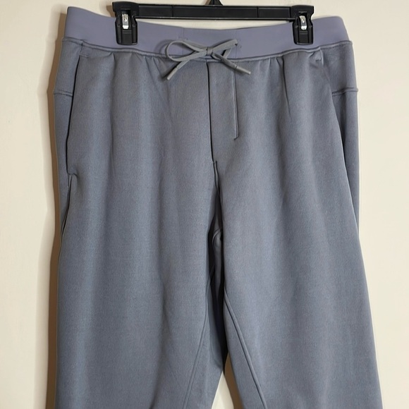 SOLD Lululemon | Men’s Grey Zeroed In Slim Fit Soft Sweatpants Size Large - Picture 2 of 7